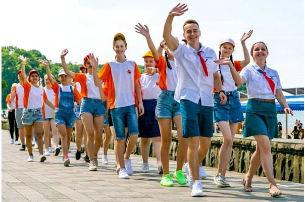 Какие продукты можно передать ребенку в лагерь.